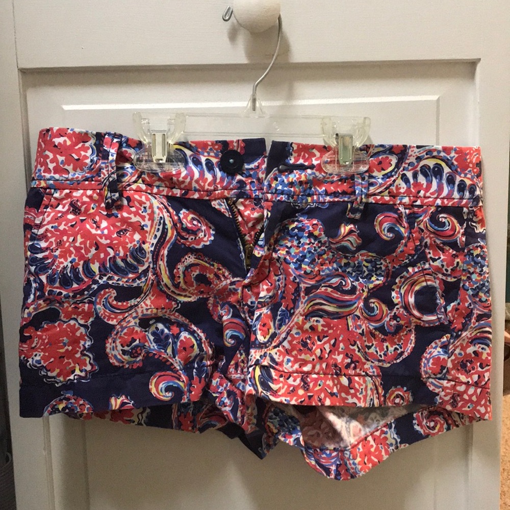 Lilly Pulitzer Walsh short in For the Halibut